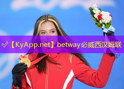 感受速度與激情！邀請(qǐng)小伙伴們一起暢玩戶外旋轉(zhuǎn)兒童滑梯！